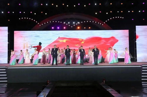 俯首耕耘，播種未來(lái) 臨港新片區(qū)致敬建設(shè)者文藝匯演圓滿舉辦